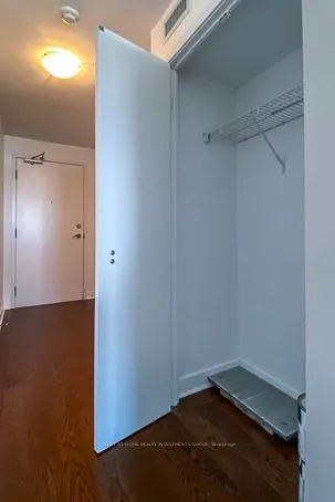 320 Richmond Street E, #1016