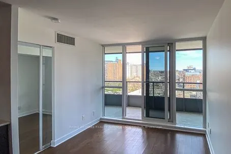 320 Richmond Street E, #1016