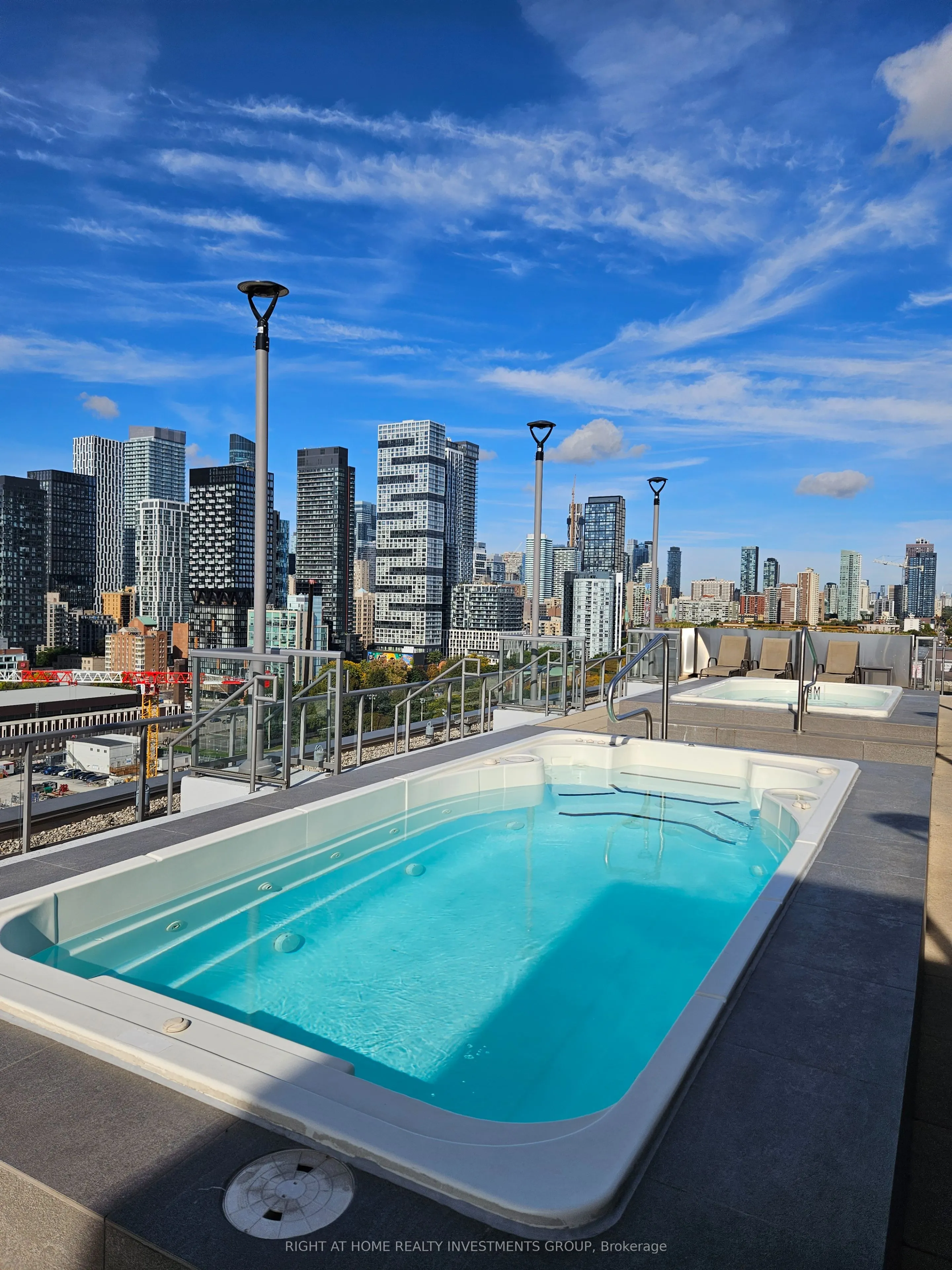 320 Richmond Street E, #1016