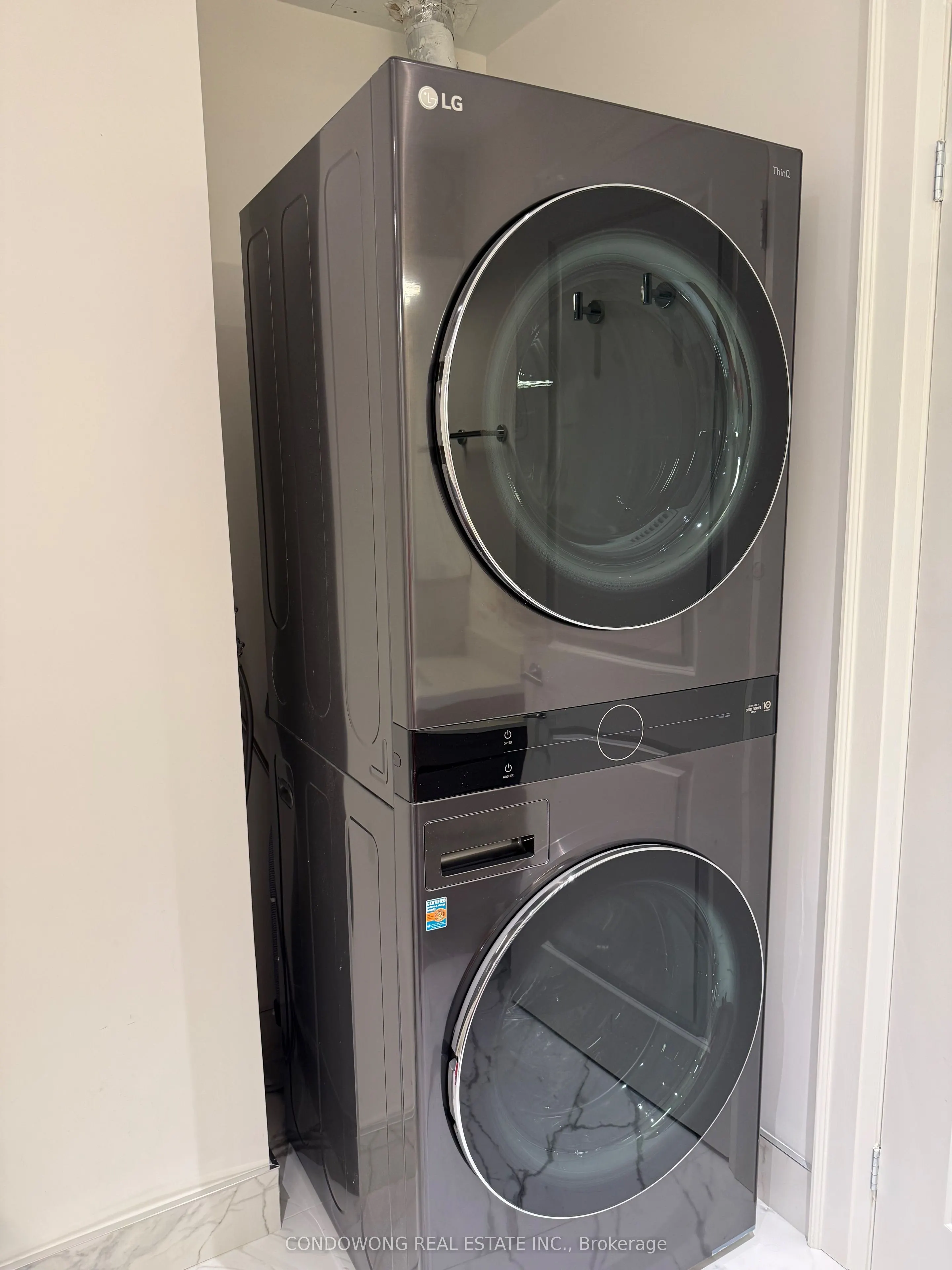 25 Scrivener Sq Square, #906