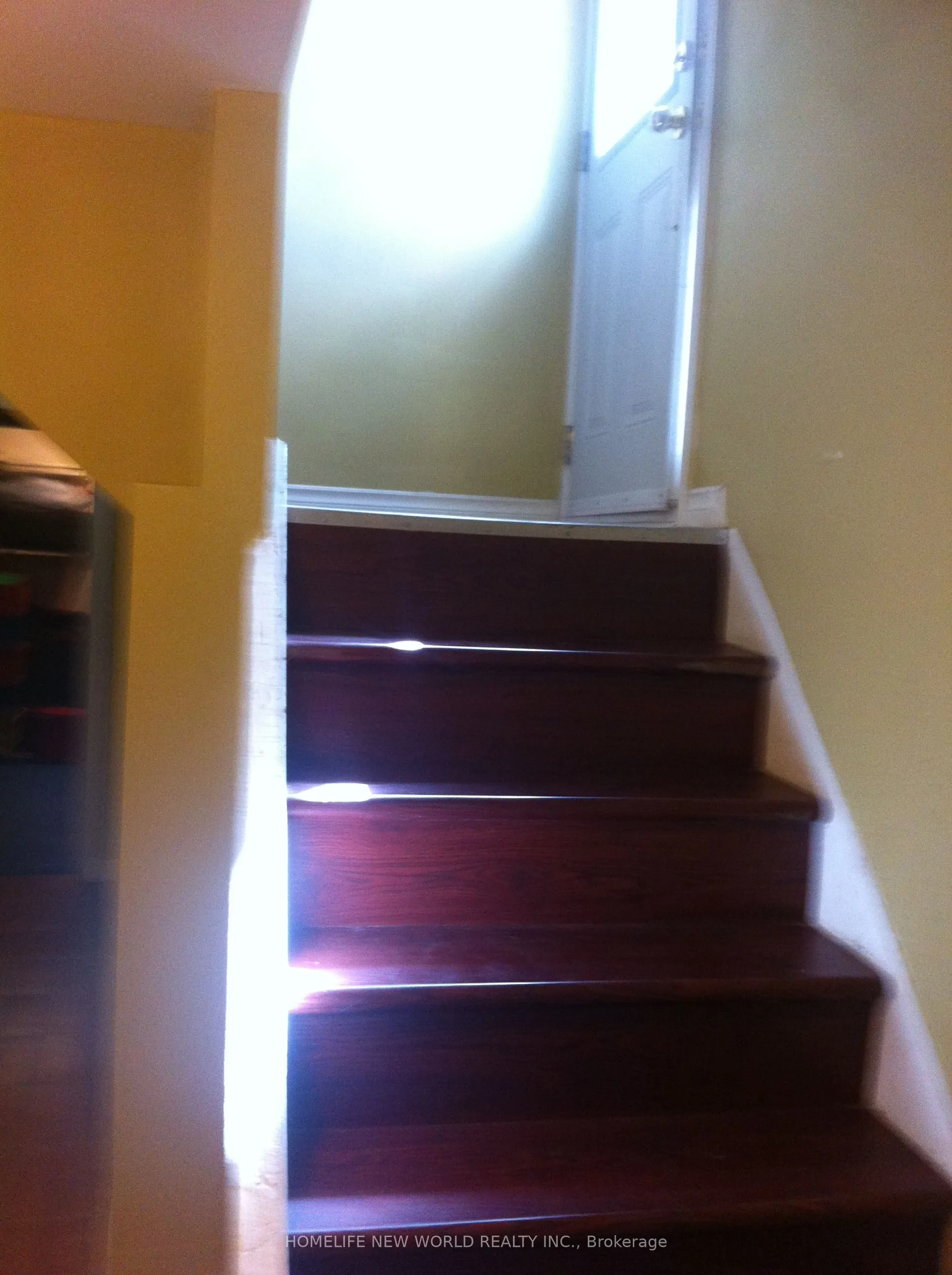 25 Tristan Crescent S, #basement