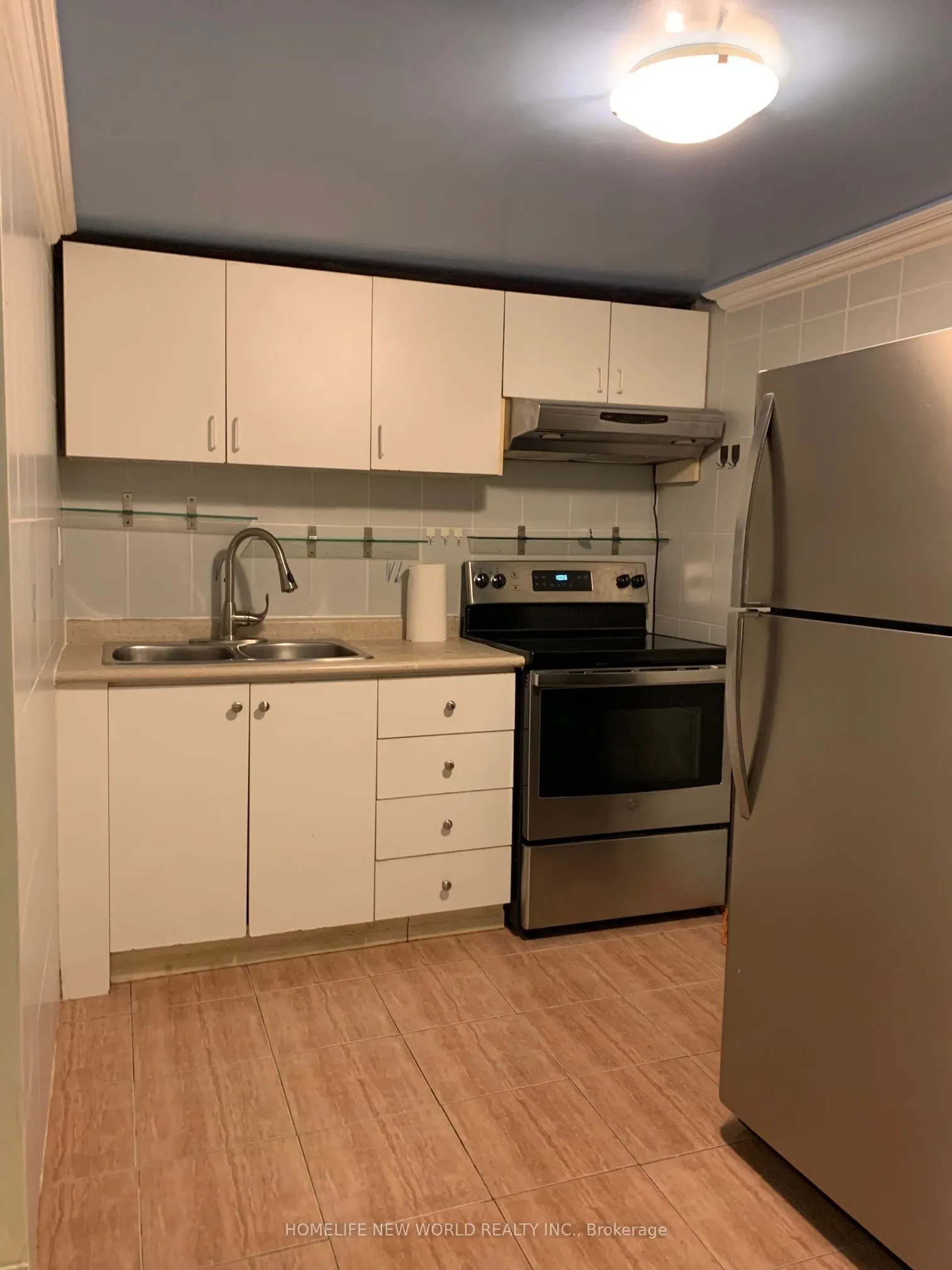 25 Tristan Crescent S, #basement