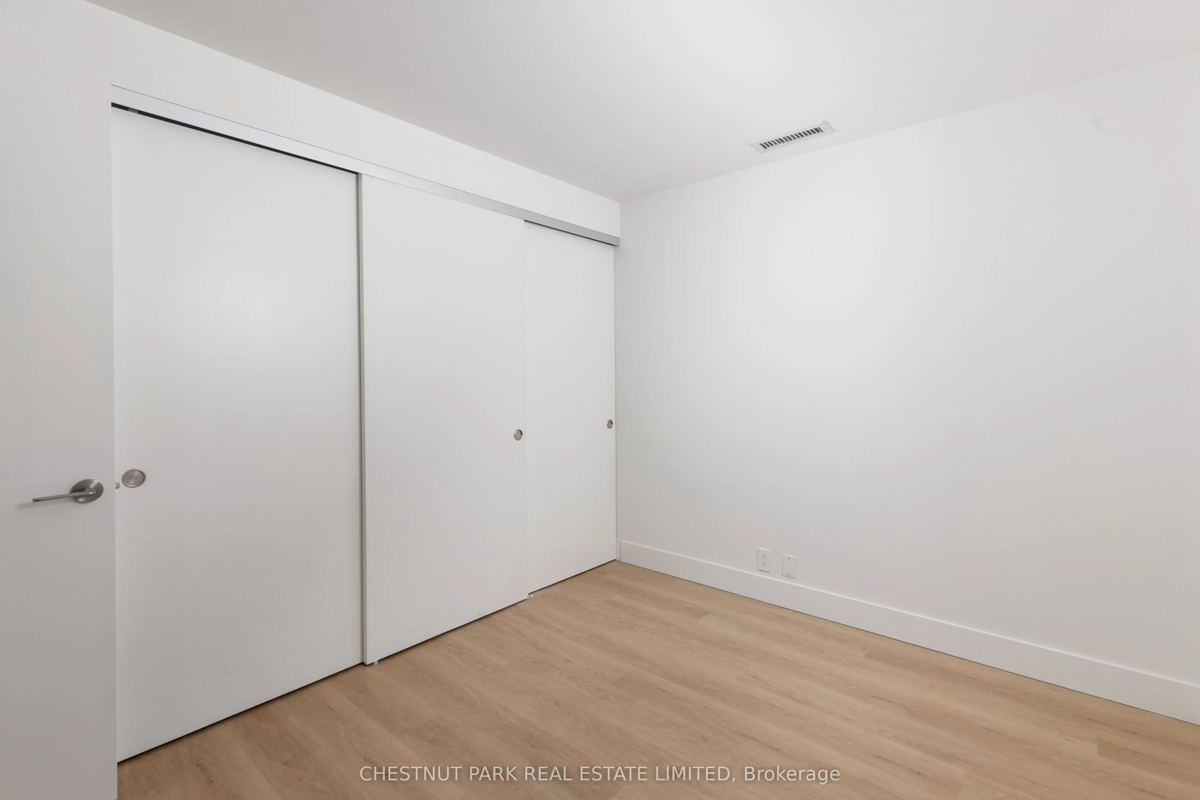 1414 Bayview Avenue, #207