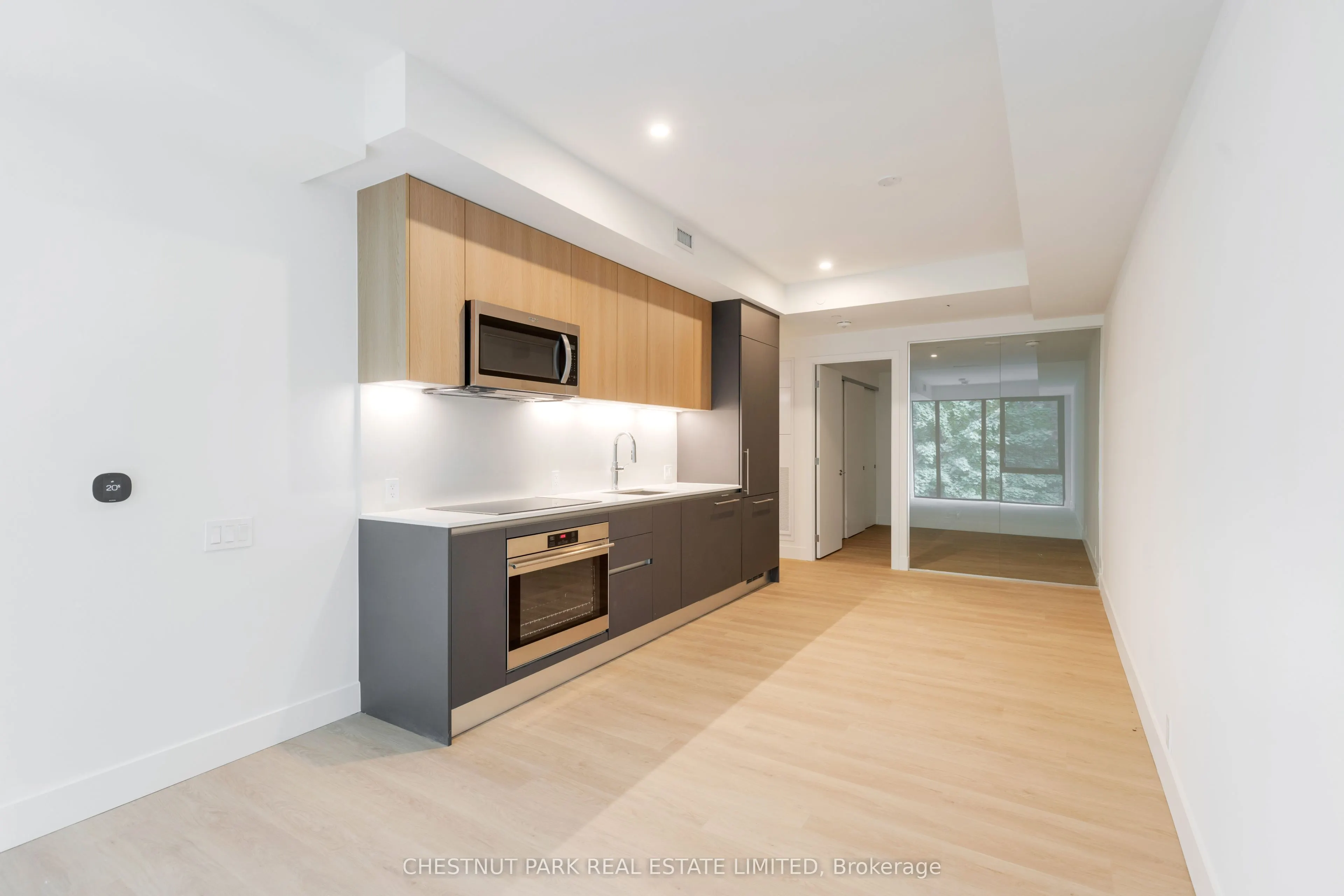 1414 Bayview Avenue, #207