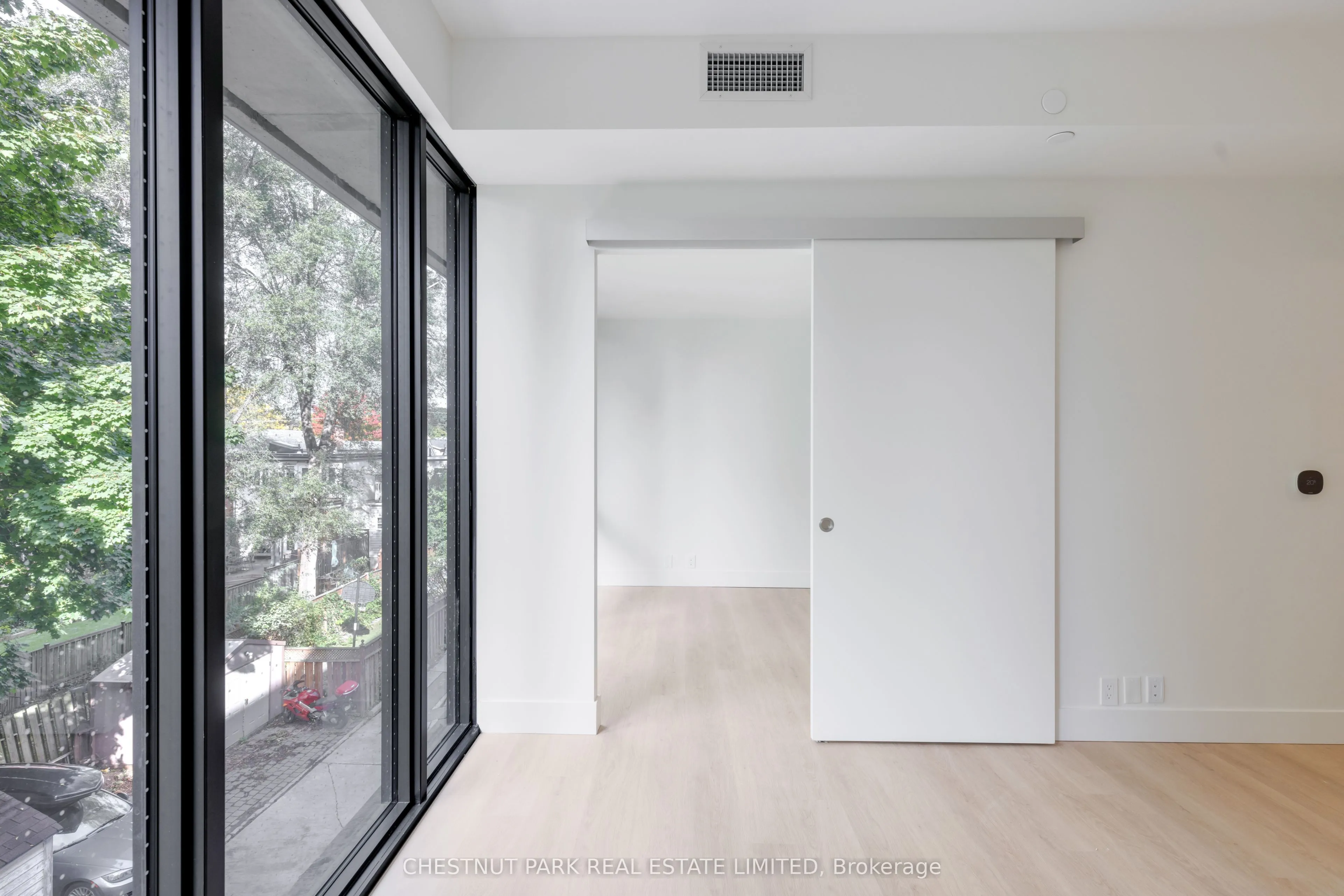 1414 Bayview Avenue, #207