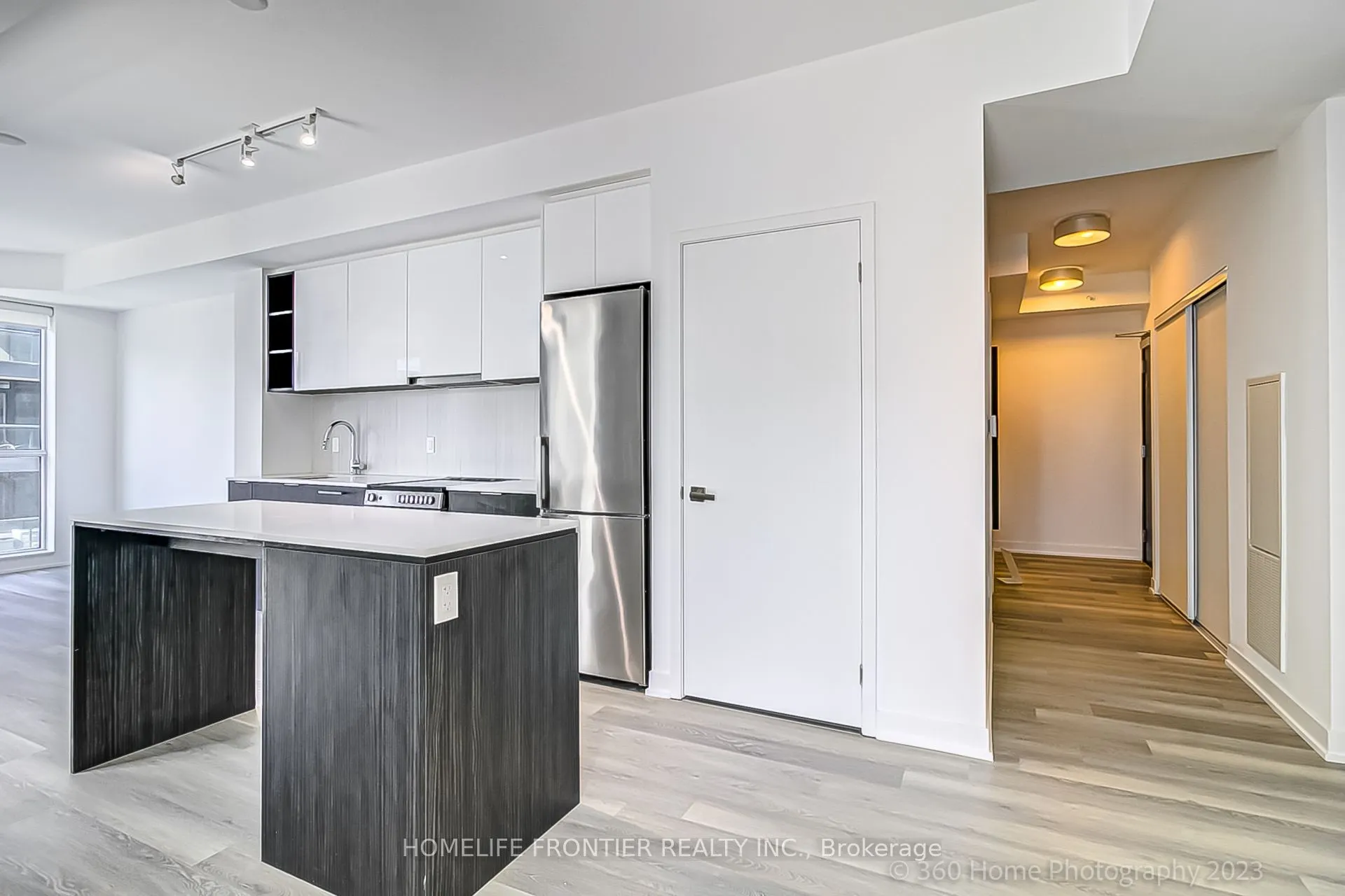 31 Tippett Road, #731