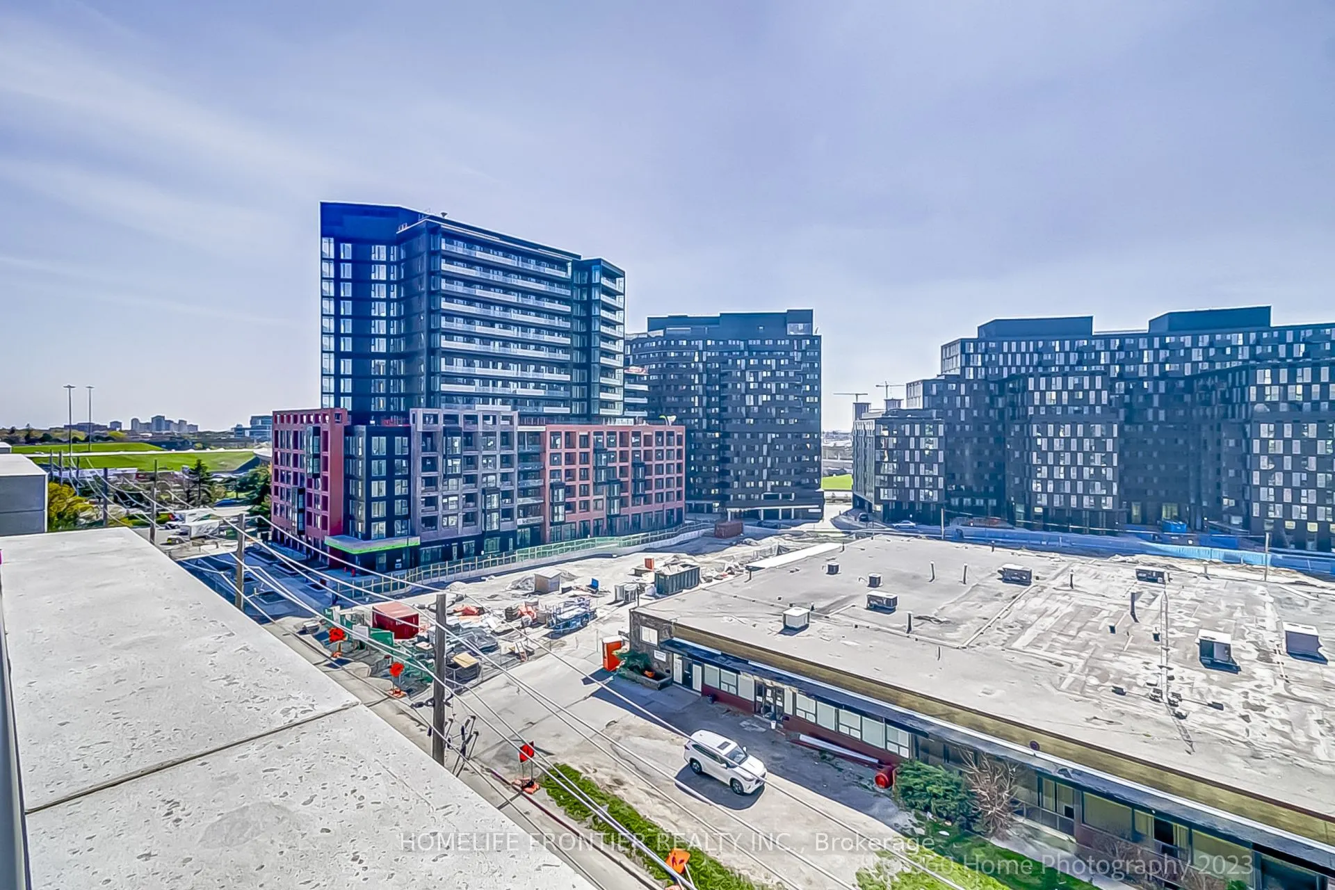 31 Tippett Road, #731