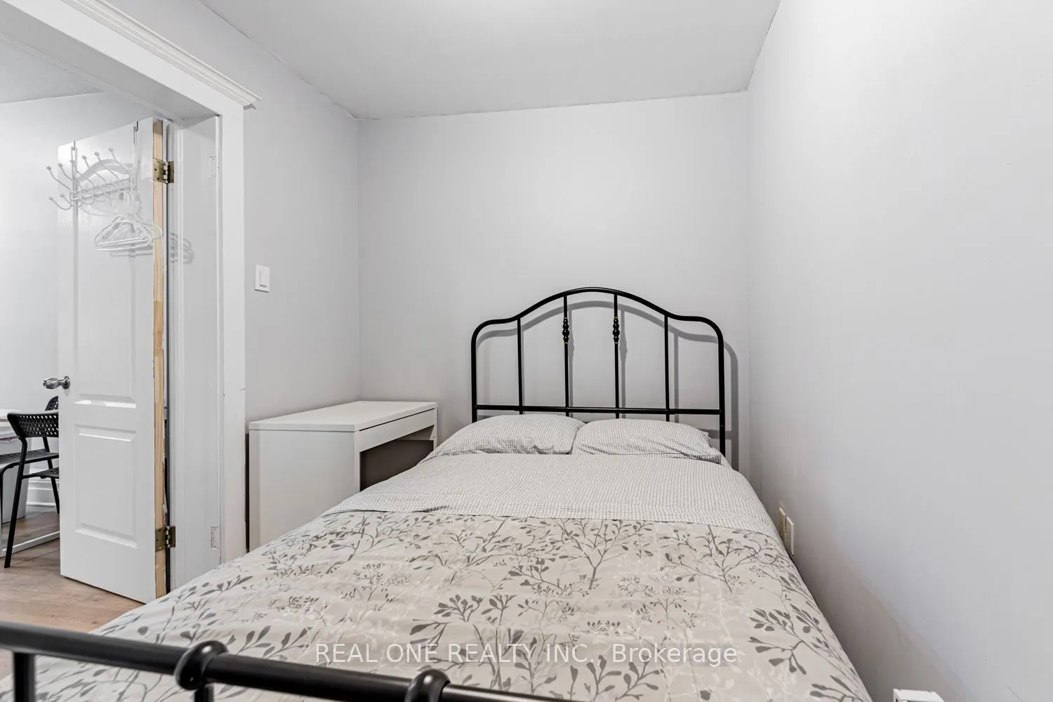 97 Lippincott Street