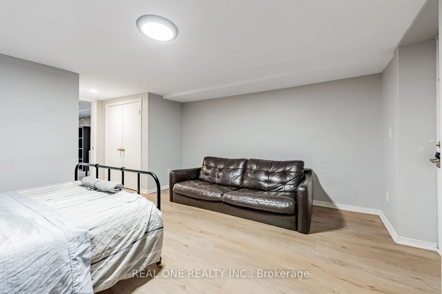 97 Lippincott Street