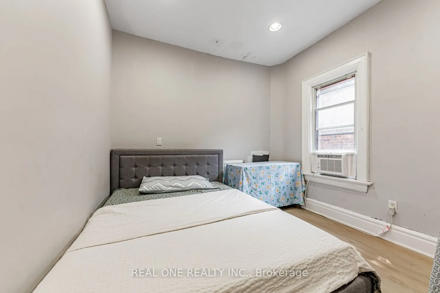 97 Lippincott Street