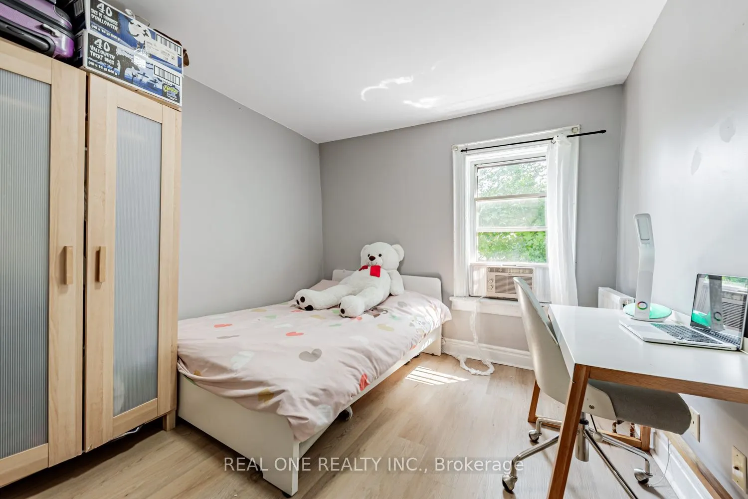 97 Lippincott Street