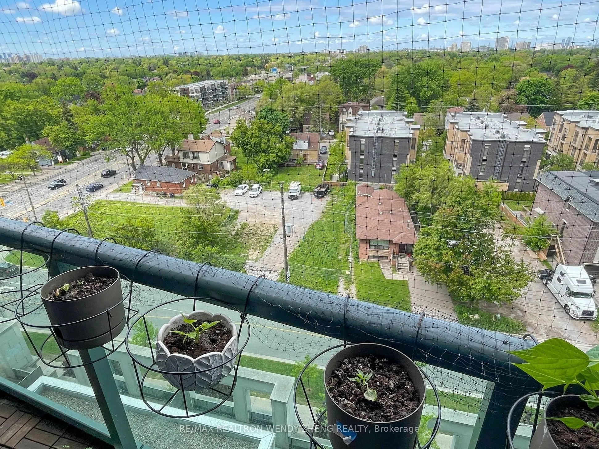 15 Greenview Avenue, #910