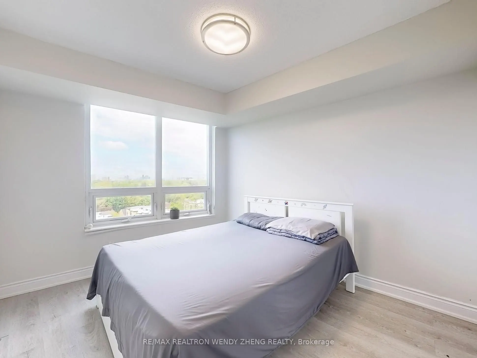 15 Greenview Avenue, #910