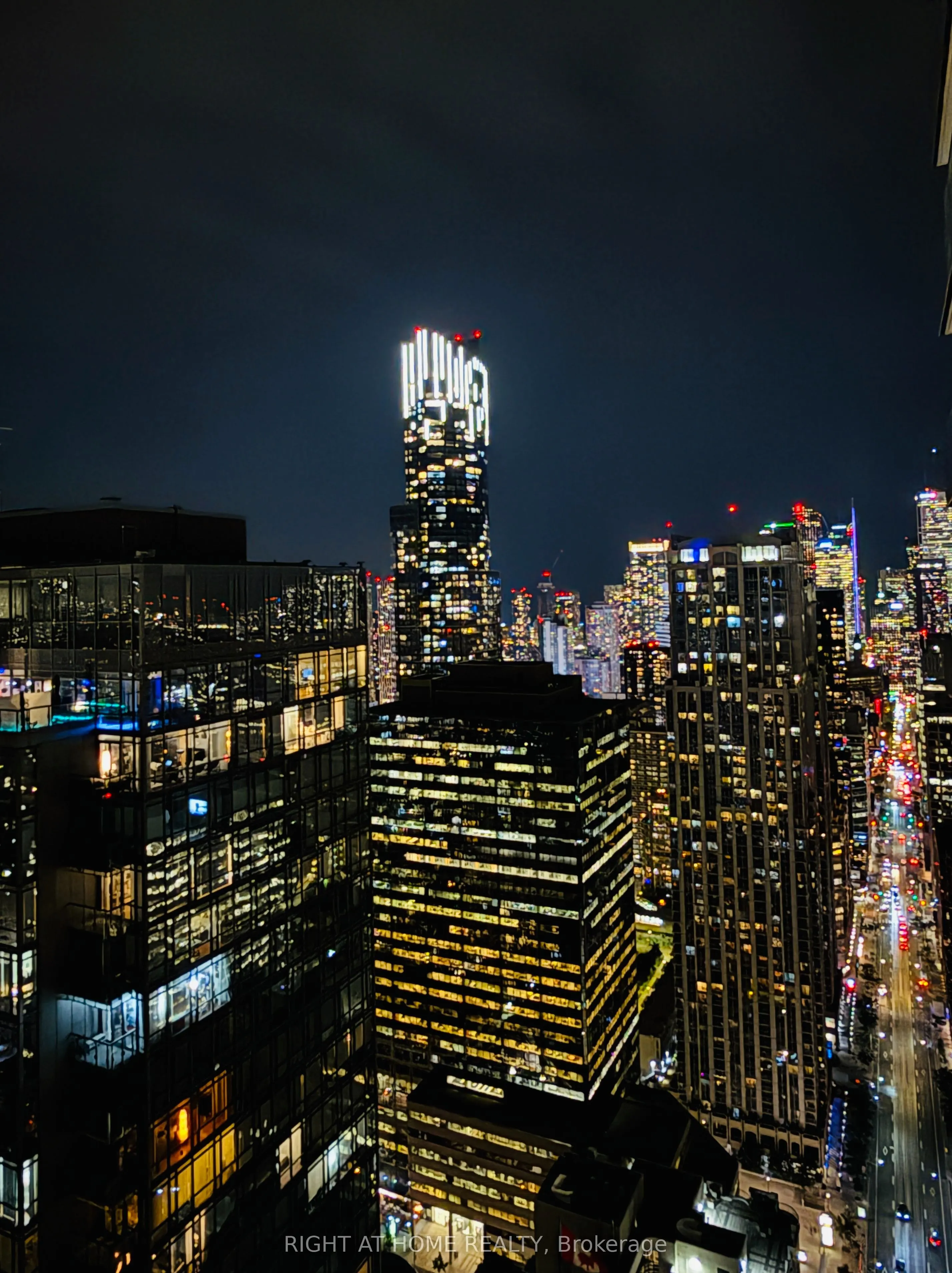 832 Bay Street, #4506