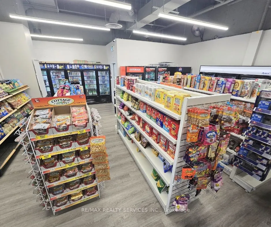 1490 Bathurst Street