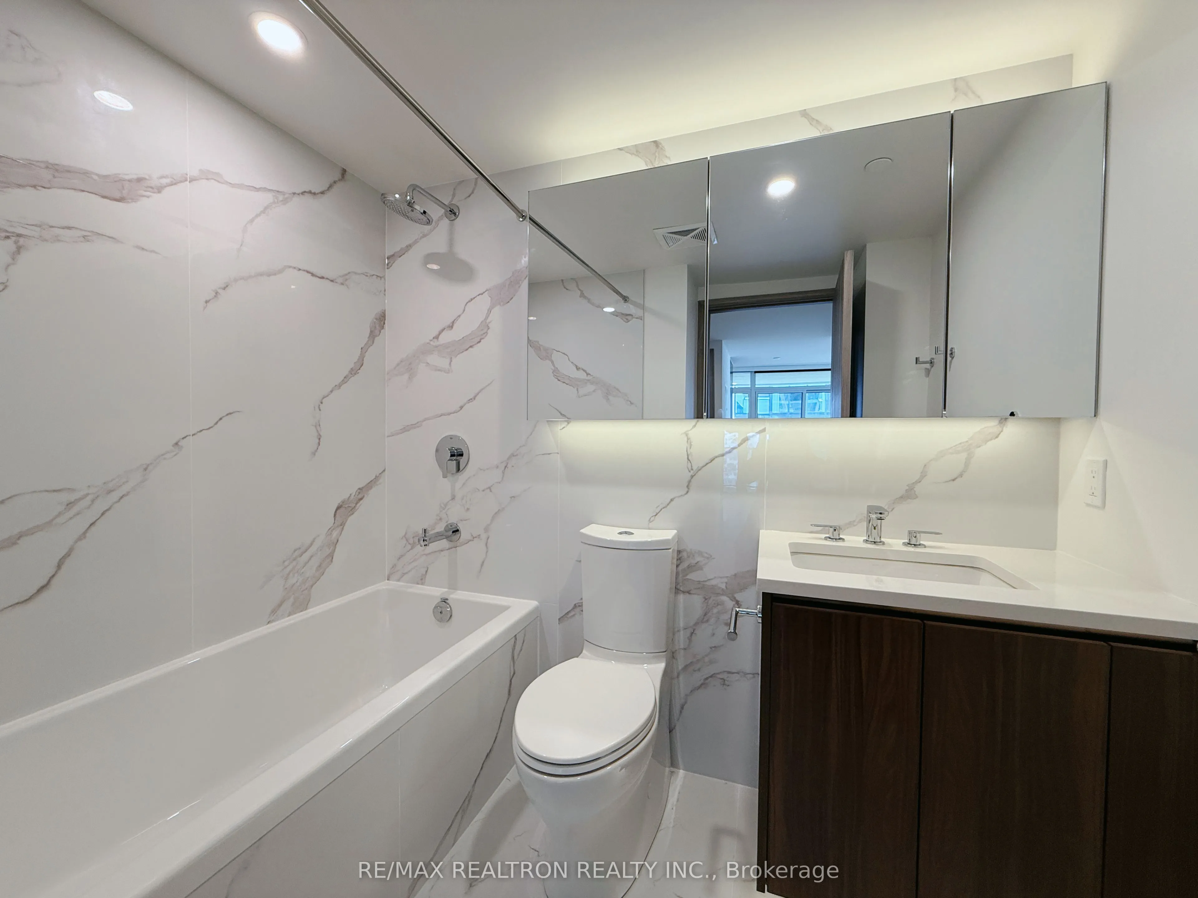 1 CONCORD CITYPLACE Way, #6107