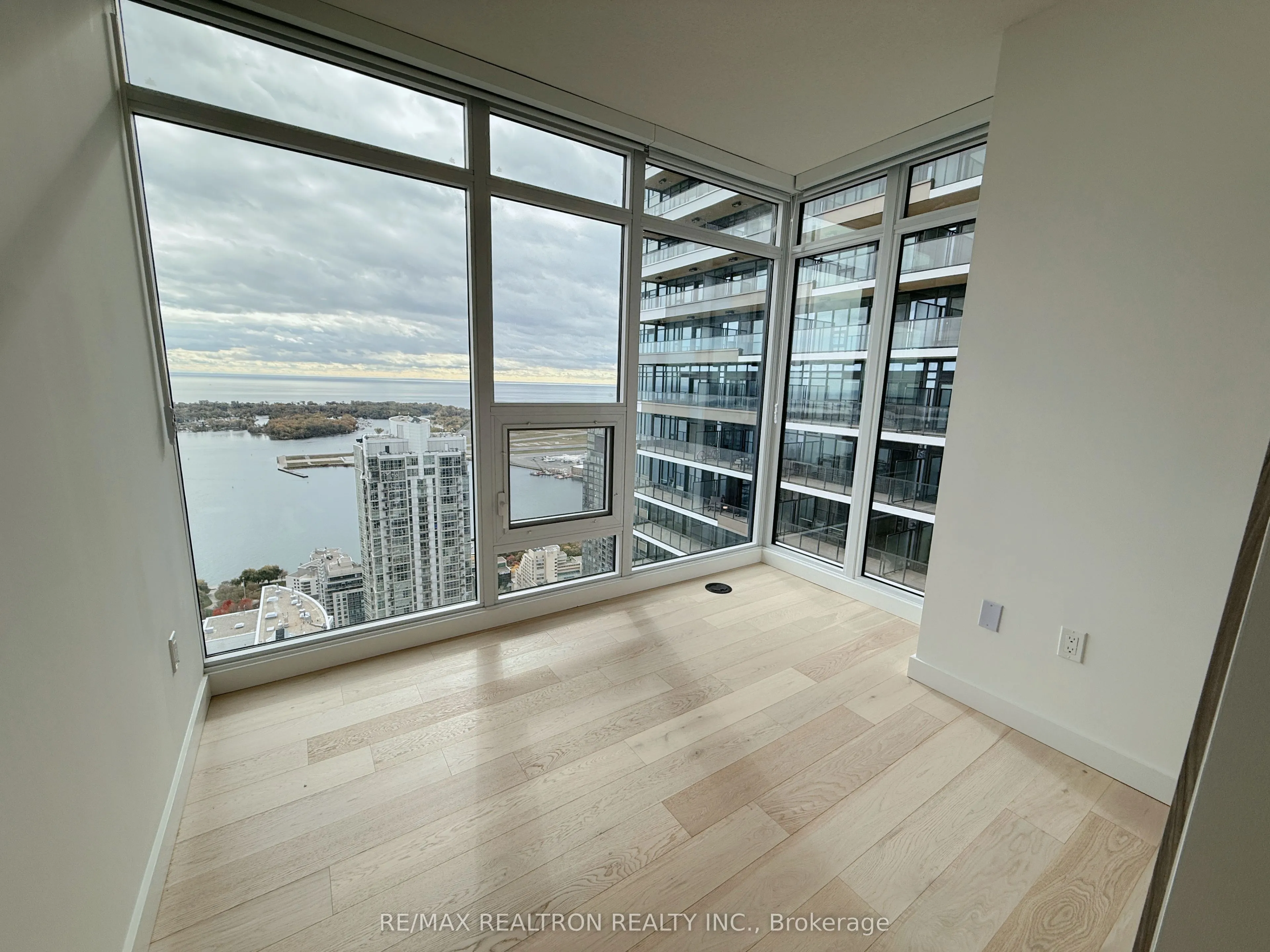 1 CONCORD CITYPLACE Way, #6107