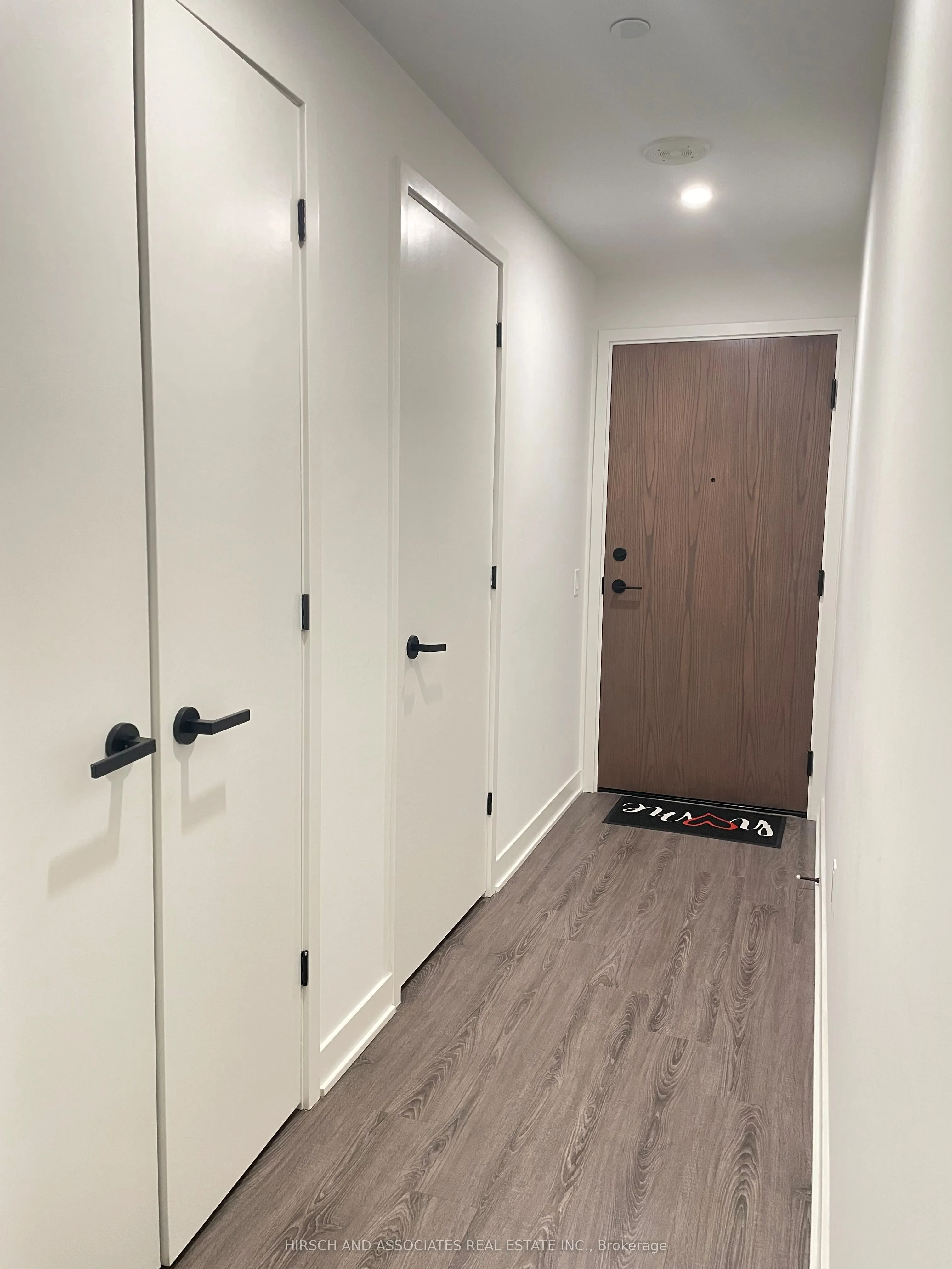 55 Charles Street E, #3704