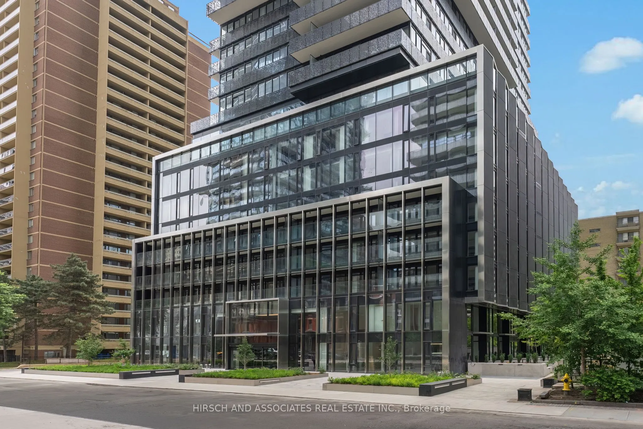 55 Charles Street E, #3704