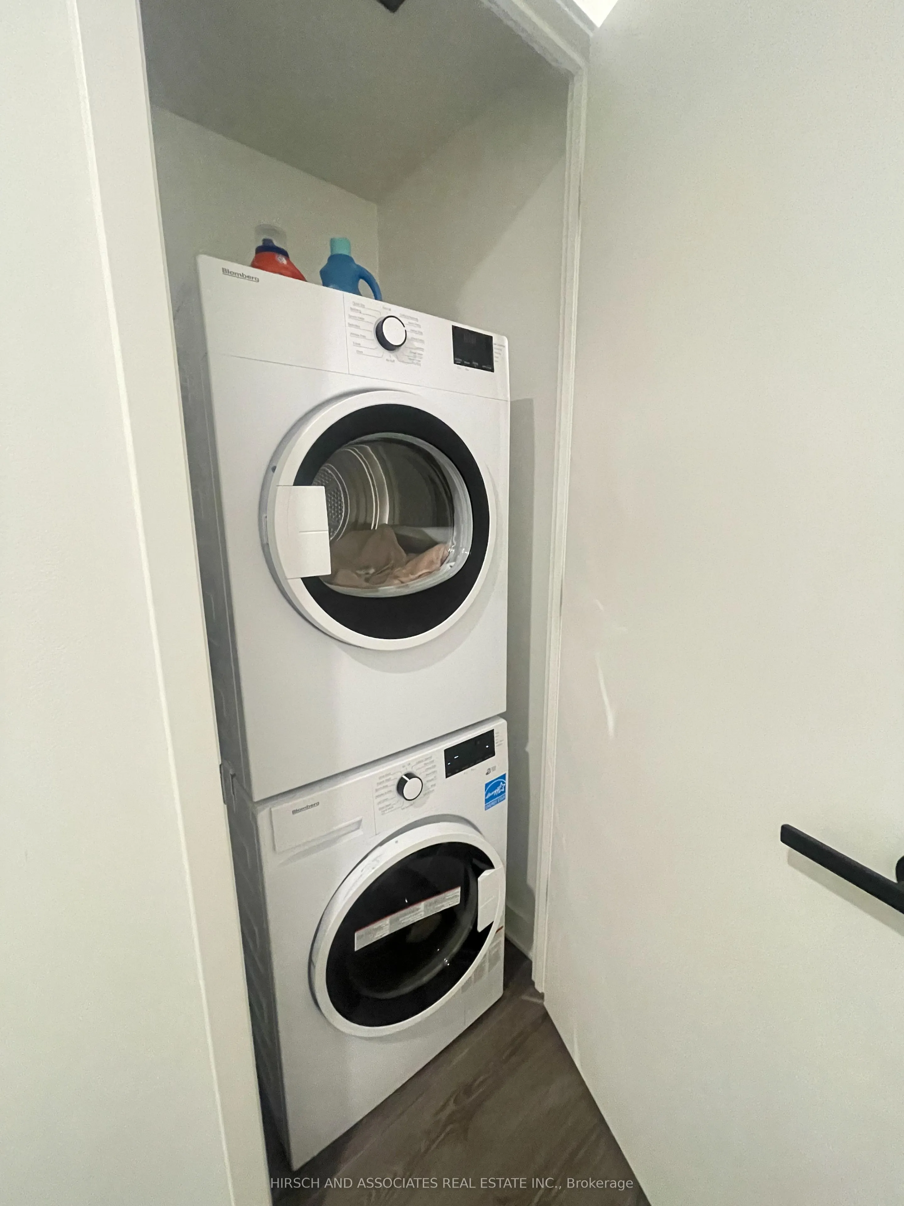 55 Charles Street E, #3704