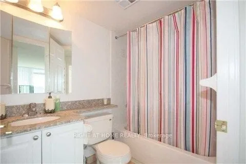 5500 Yonge Street, #2105