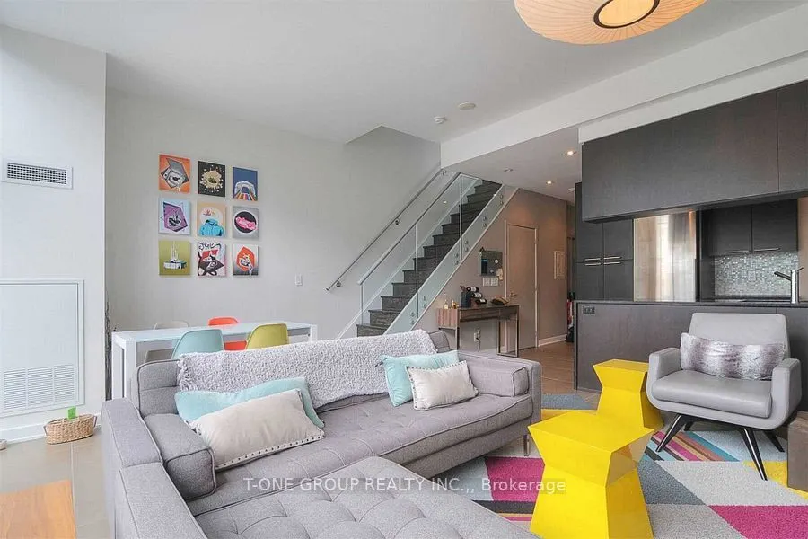 3 Market Street, #638