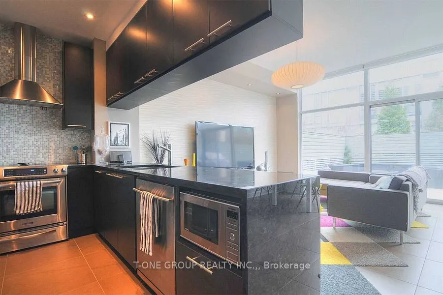 3 Market Street, #638