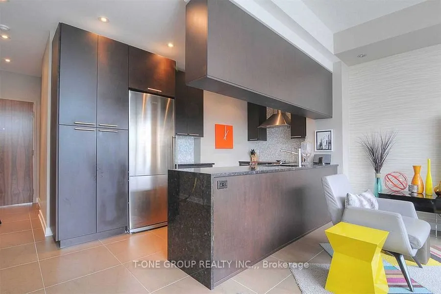 3 Market Street, #638