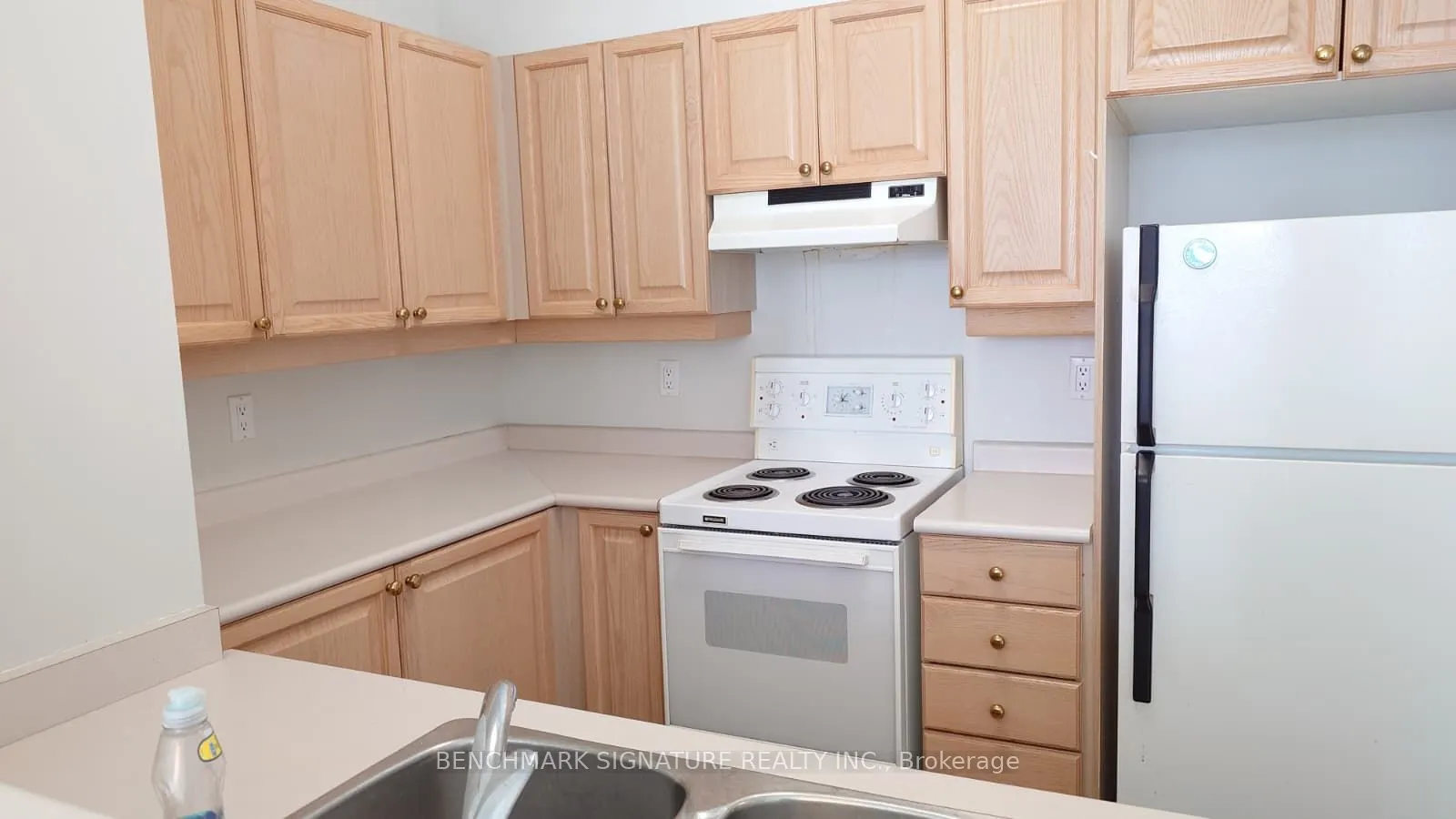 7 King Street E, #2104