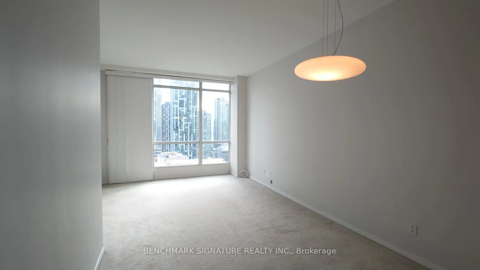 7 King Street E, #2104