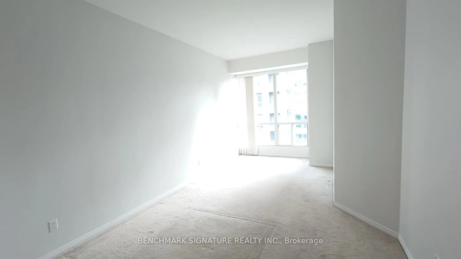 7 King Street E, #2104