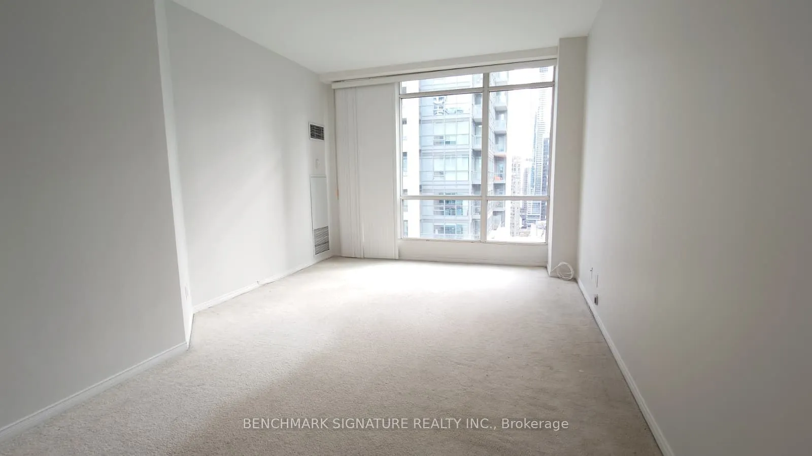 7 King Street E, #2104