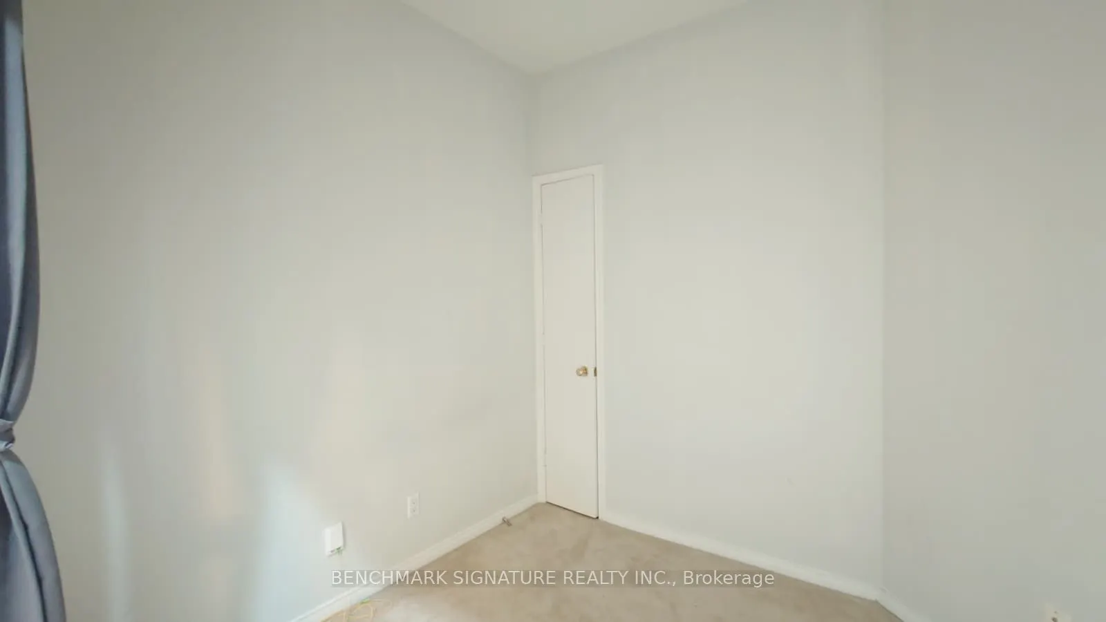 7 King Street E, #2104