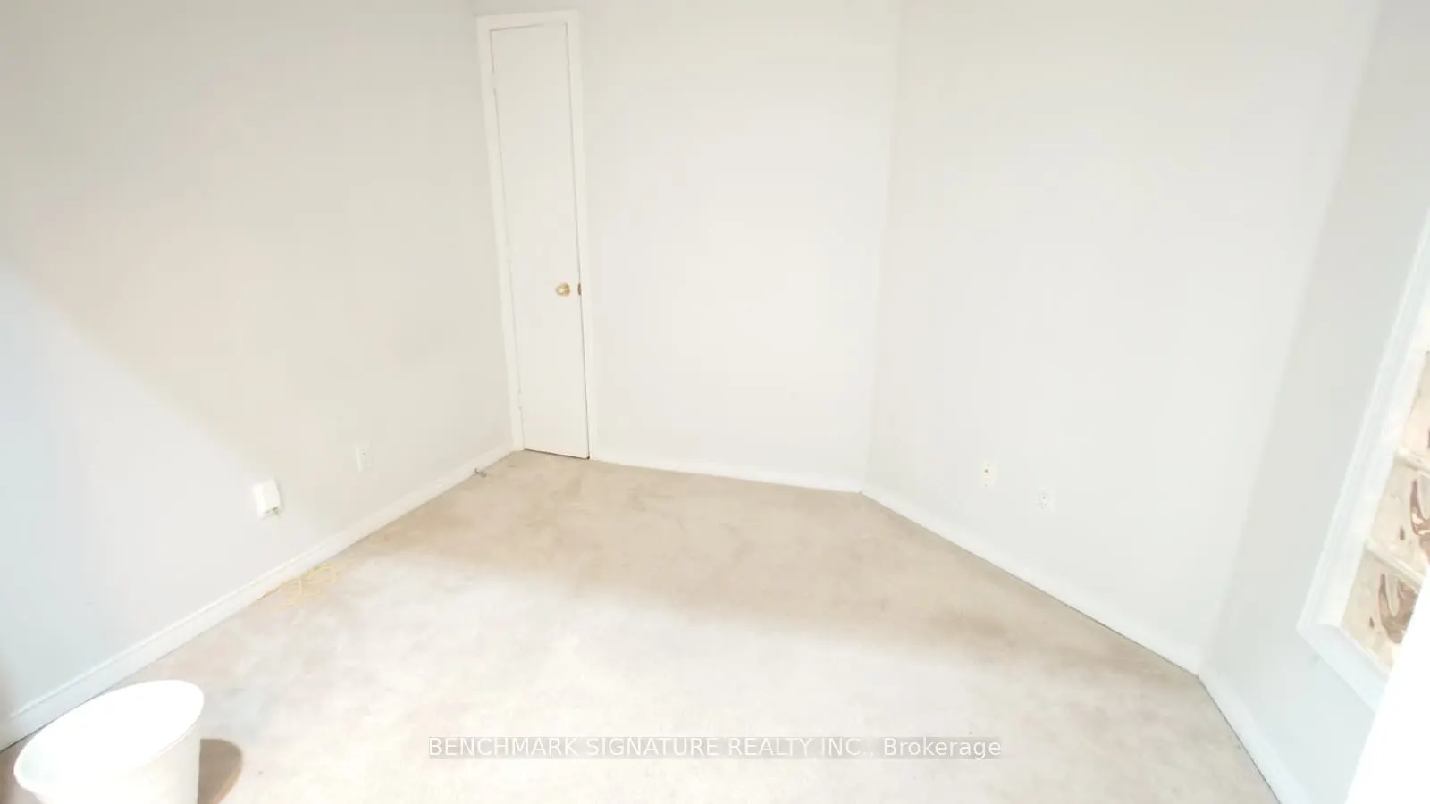 7 King Street E, #2104