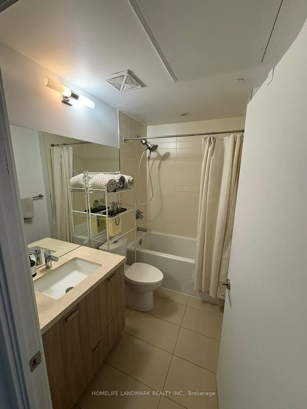 290 Adelaide Street W, #1911