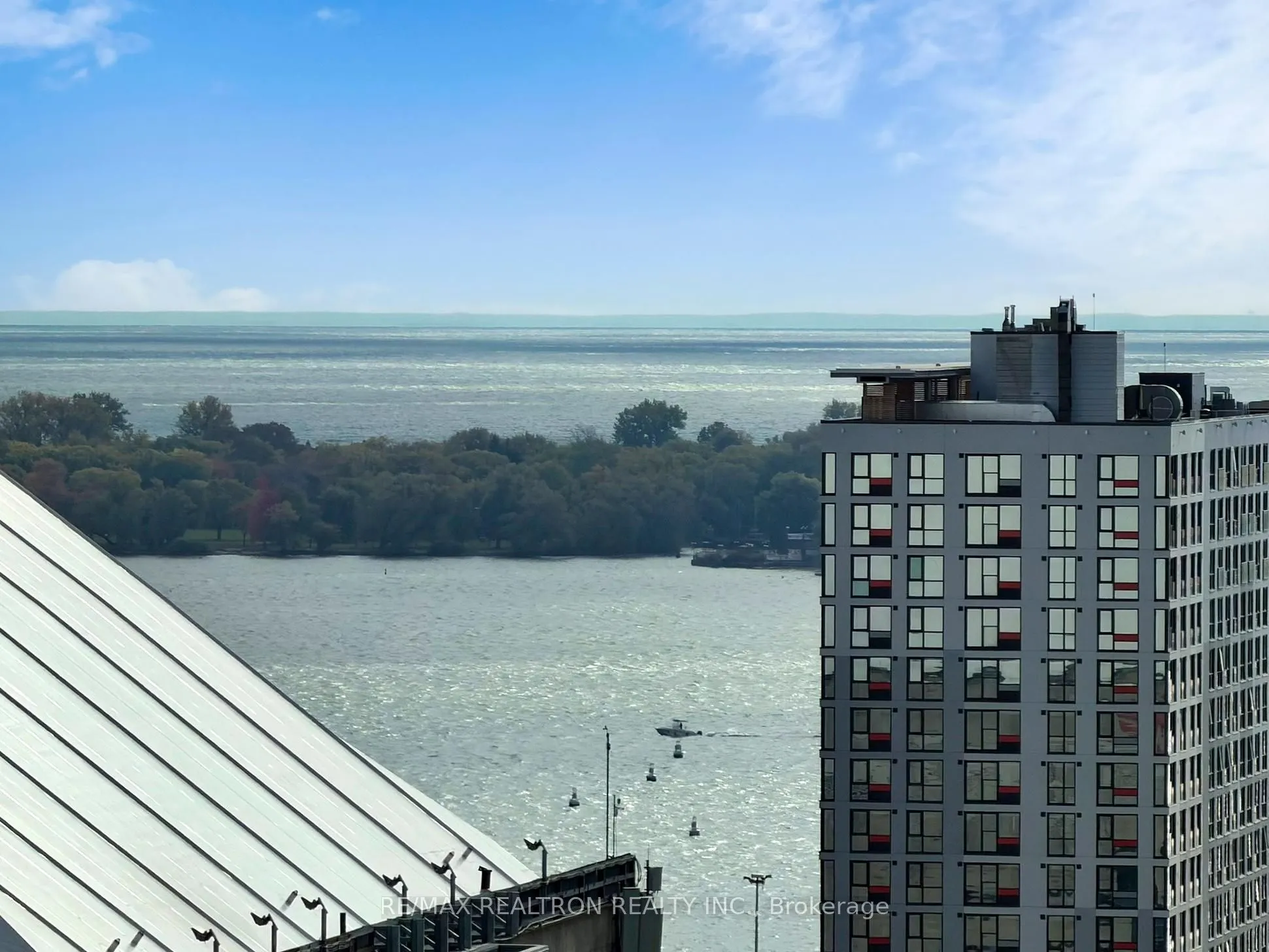 352 Front Street W, #2003