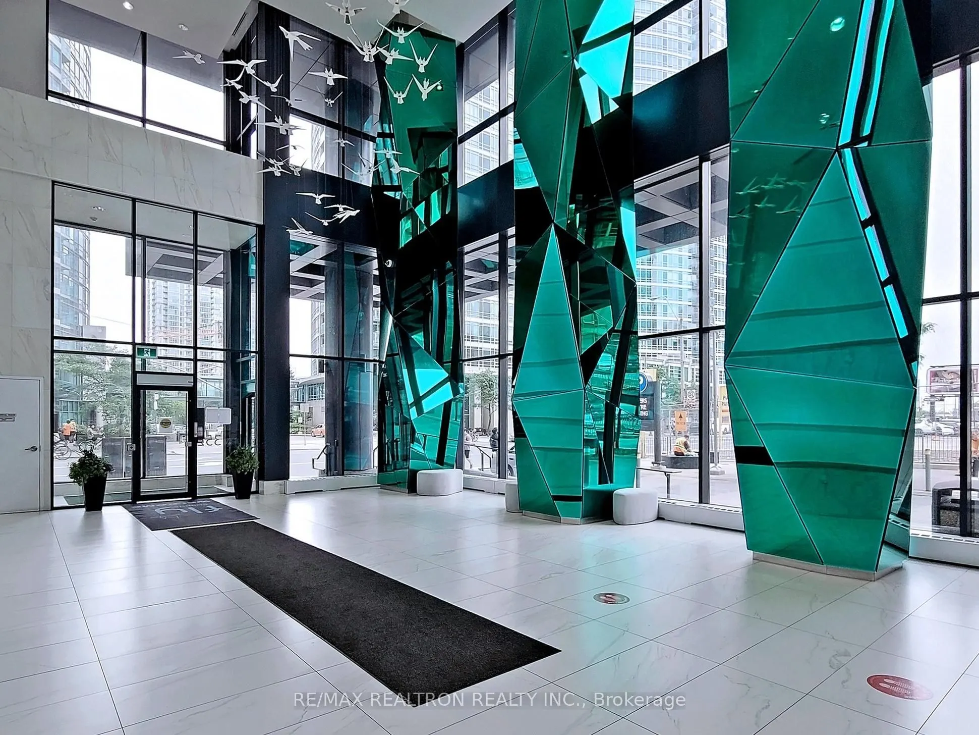 352 Front Street W, #2003