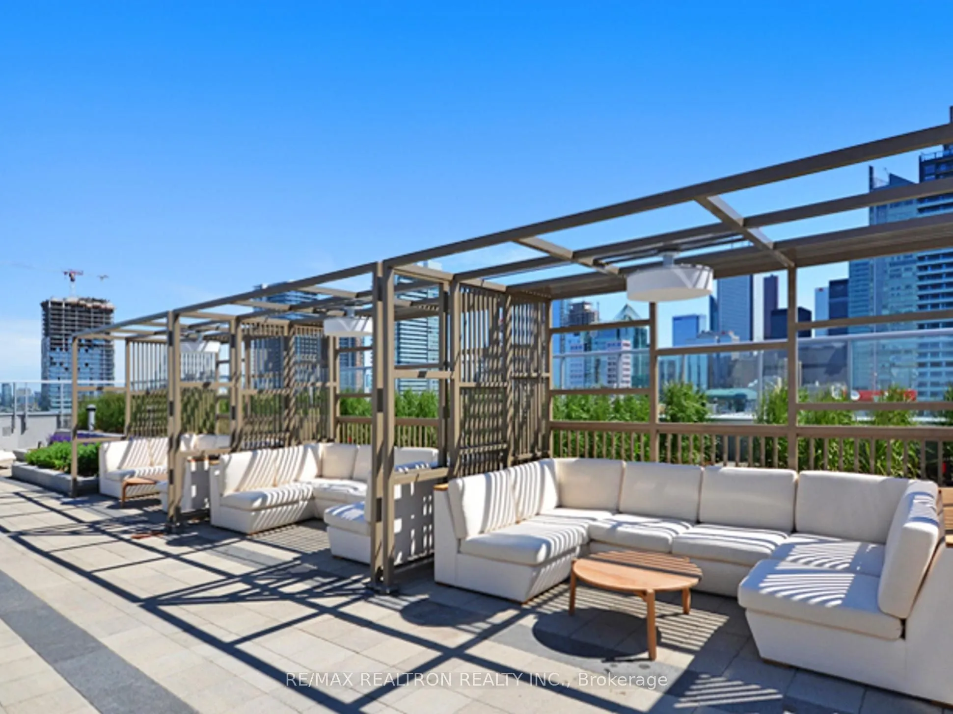 352 Front Street W, #2003