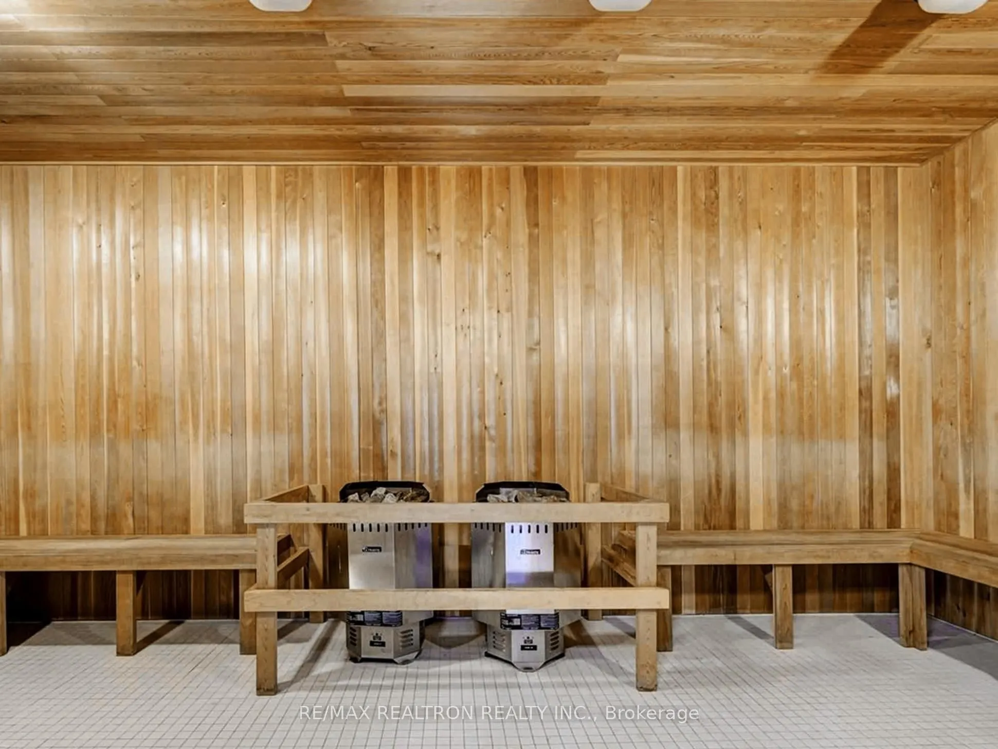 352 Front Street W, #2003