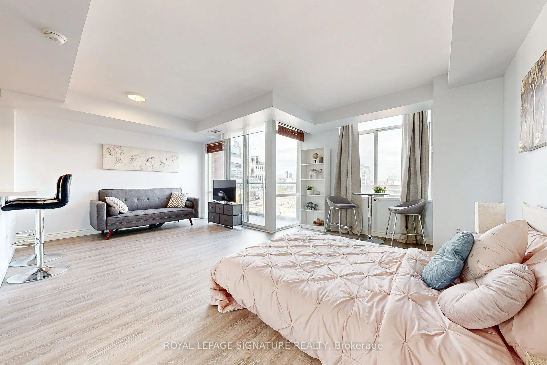 39 Parliament Street, #1205