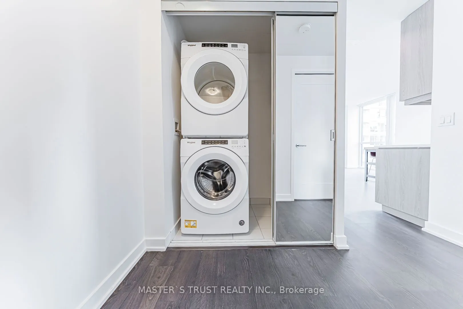 99 John Street, #3004