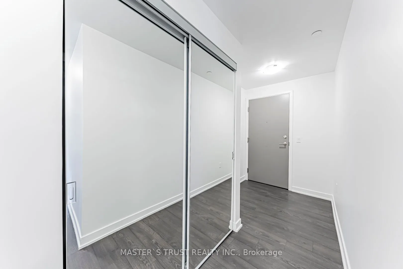 99 John Street, #3004