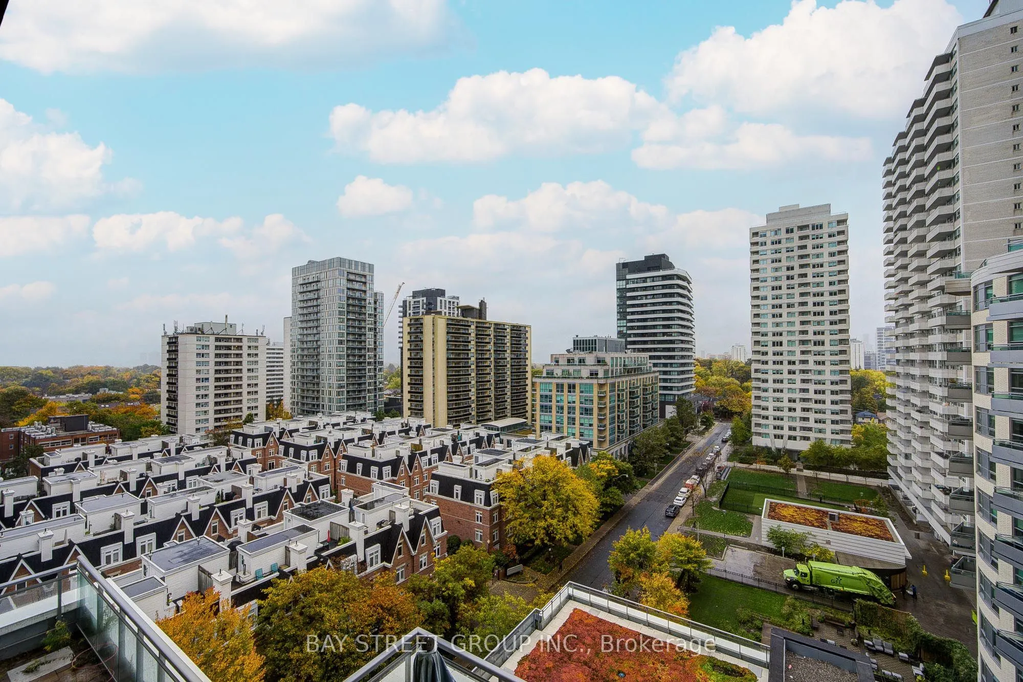 98 Lillian Street, #918