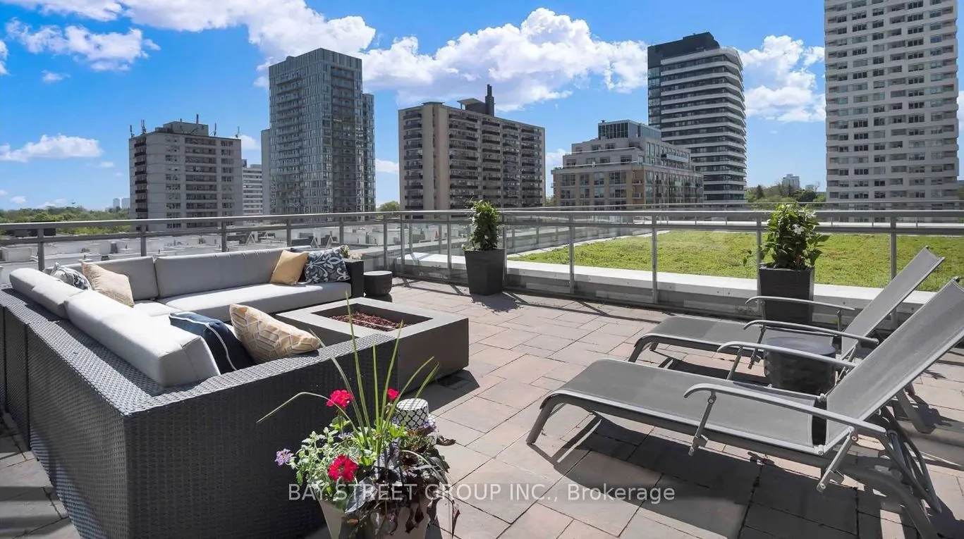 98 Lillian Street, #918