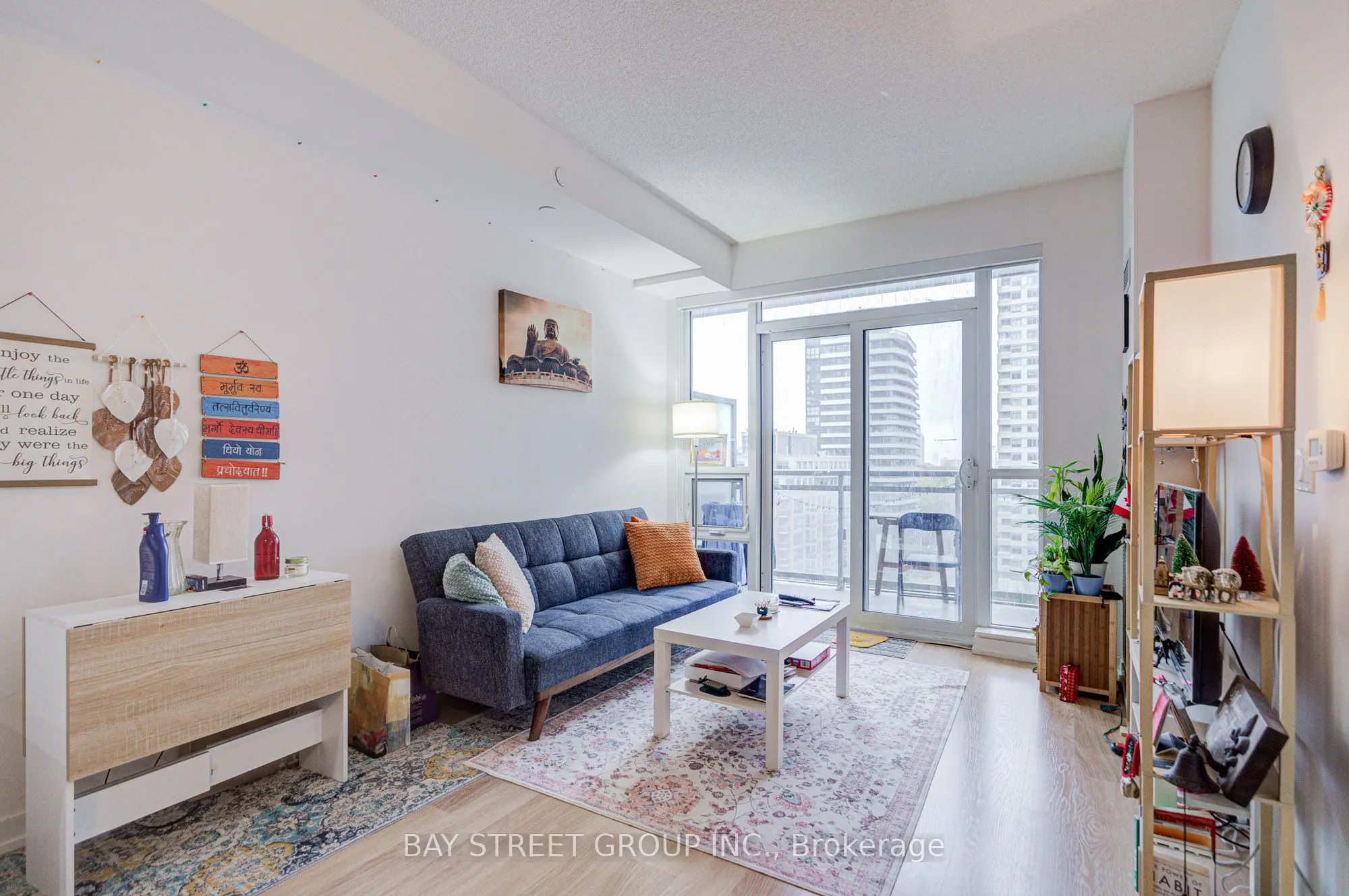 98 Lillian Street, #918