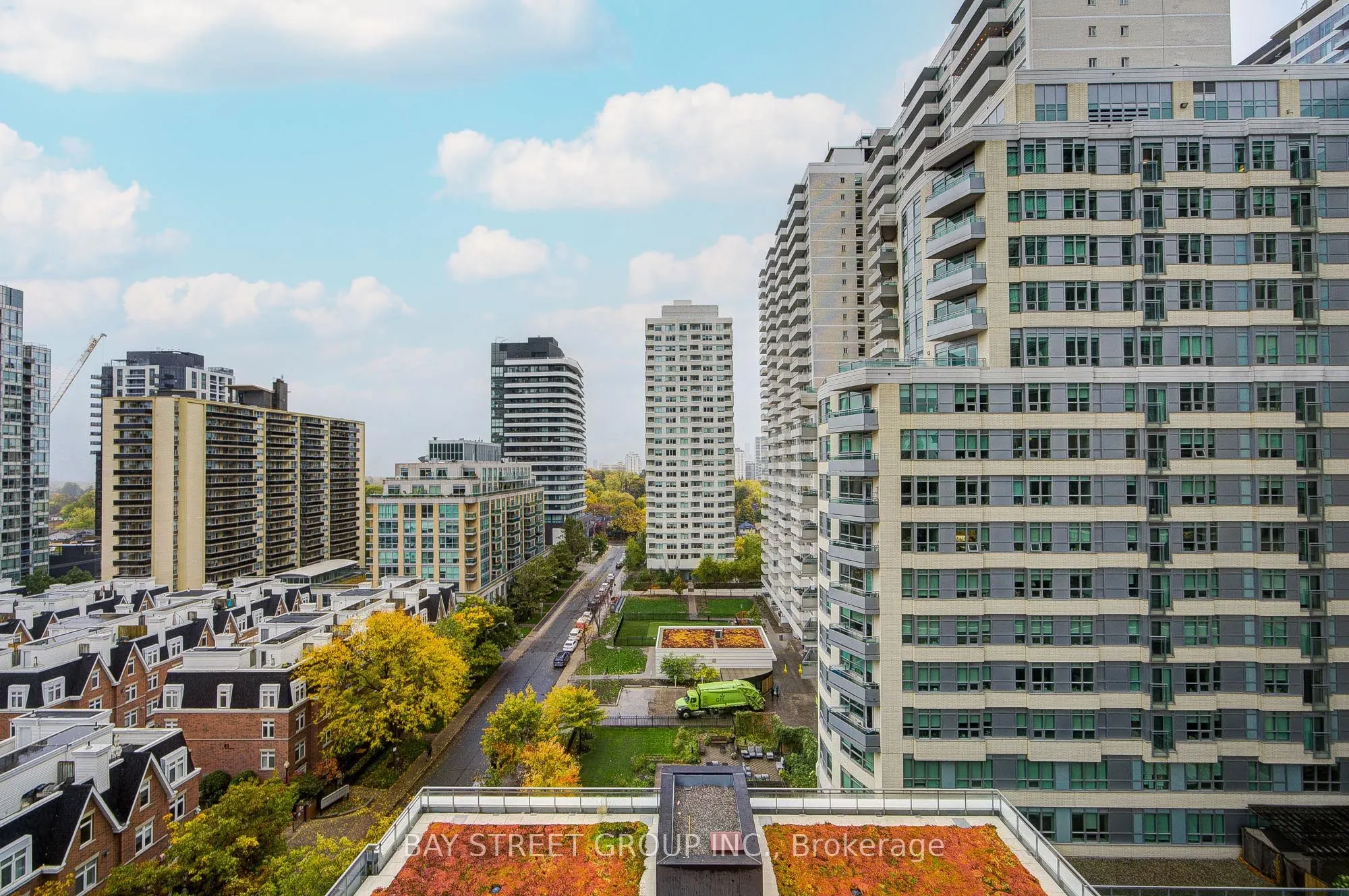 98 Lillian Street, #918