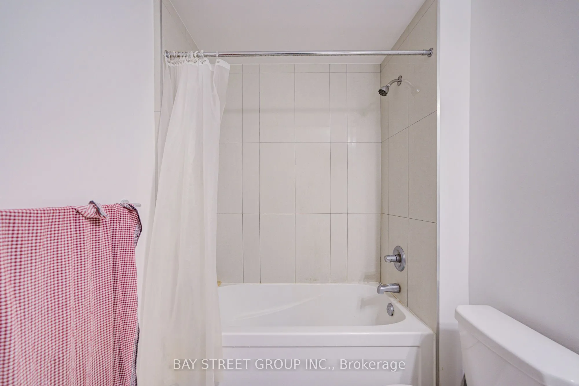 98 Lillian Street, #918