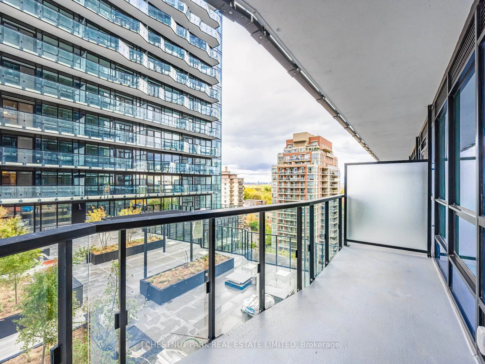 110 Broadway Avenue, #1006 S