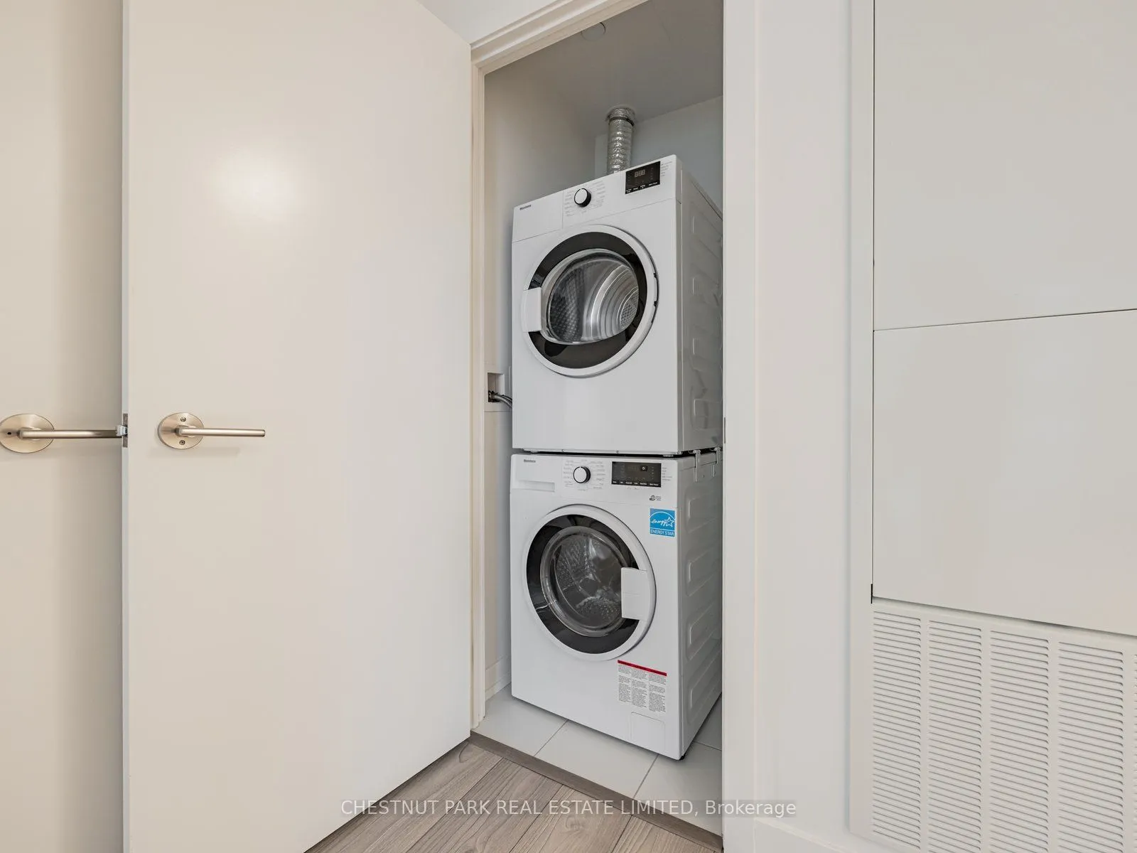 110 Broadway Avenue, #1006 S