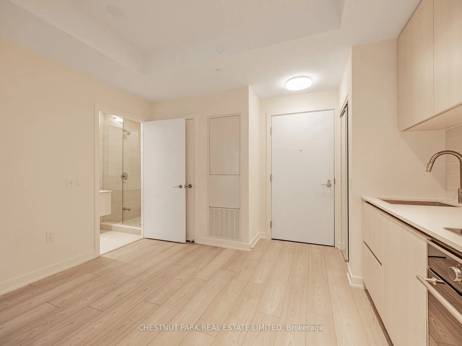 110 Broadway Avenue, #1006 S